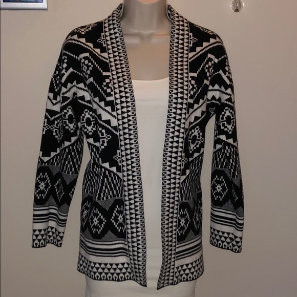 Fate Sweaters - Open Style Aztec Print Cardigan